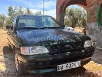 Usado Ford Escort 89 CV (65 kW) 1992 Verde Berlina