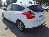 Usado Ford Focus 115 CV (84 kW) 2014 Blanco Berlina