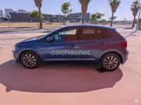 Usado VW Polo Sportline 95 CV (69 kW) 2018 Azul Utilitario