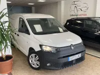 Usado VW Caddy Maxi 102 CV (75 kW) 2021 Blanco Monovolumen