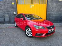 Usado Seat Leon Style 115 CV (84 kW) 2017 Rojo Familiar