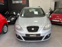 Usado Seat Altea XL Reference 105 CV (77 kW) 2012 Gris / plata Monovolumen
