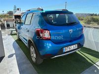 Usado Dacia Sandero Stepway 90 CV (66 kW) 2015 Azul Berlina