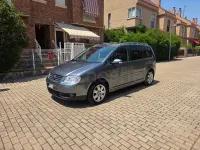 Usado VW Touran Trendline 105 CV (77 kW) 2003 Gris / plata Monovolumen