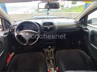 Usado Opel Astra Comfort 100 CV (73 kW) 1999 Gris / plata Berlina