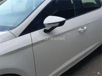 Usado Seat Leon Style 110 CV (80 kW) 2017 Blanco Berlina