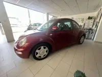 Usado VW Beetle 90 CV (66 kW) 2001 Burdeos Utilitario