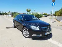 Usado Opel Insignia Cosmo 130 CV (95 kW) 2010 Negro Berlina
