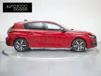 Usado Peugeot 308 Allure 130 CV (95 kW) 2022 Rojo Berlina
