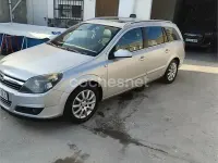 Usado Opel Astra Cosmo 150 CV (110 kW) 2005 Gris / plata Familiar