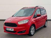 Usado Ford Tourneo Courier Titanium 97 CV (71 kW) 2016 Rojo Monovolumen