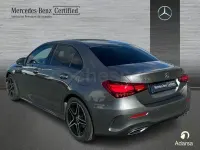 Usado Mercedes A180 136 CV (100 kW) 2025 Gris / plata Berlina