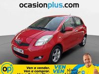 Usado Toyota Yaris 69 CV (50 kW) 2010 Rojo Utilitario