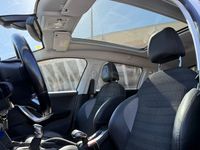 Usado Peugeot 2008 Allure 110 CV (80 kW) 2018 Blanco SUV