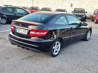 Usado Mercedes CLC220 150 CV (110 kW) 2009 Negro Utilitario