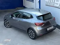 Usado Renault Clio Equilibre 91 CV (66 kW) 2023 Gris Utilitario