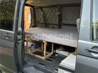 Usado VW Caravelle Comfortline 102 CV (75 kW) 2011 Gris / plata Van