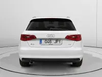 Usado Audi A3 Attraction 110 CV (80 kW) 2016 Blanco Utilitario