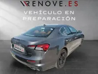 Usado Maserati Ghibli 350 CV (257 kW) 2022 Gris / plata Berlina