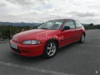 Usado Honda Civic 90 CV (66 kW) 1995 Rojo Berlina