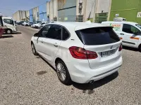 Usado BMW 225 Active Tourer iPerformance 224 CV (164 kW) 2017 Blanco Monovolumen