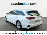 Usado Kia Ceed 120 CV (88 kW) 2023 Blanco Utilitario