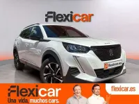 Usado Peugeot 2008 Allure 131 CV (96 kW) 2023 Blanco SUV