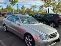 Usado Mercedes CLK200 Avantgarde 163 CV (119 kW) 2003 Gris / plata Coupe