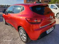 Usado Renault Clio IV Zen 91 CV (66 kW) 2019 Rojo Utilitario