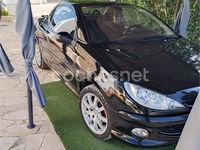 Usado Peugeot 206 138 CV (101 kW) 2003 Negro Descapotable