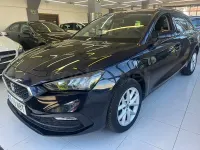 Usado Seat Leon FR 150 CV (110 kW) 2023 Negro Familiar