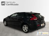 Usado Volvo V40 Kinetic 120 CV (88 kW) 2018 Negro Familiar