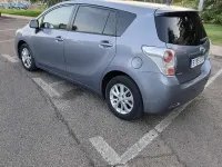 Usado Toyota Verso Active 126 CV (92 kW) 2009 Gris Monovolumen