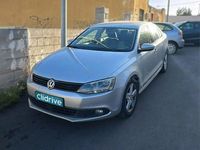 Usado VW Jetta Advance 105 CV (77 kW) 2011 Gris / plata Berlina