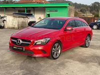Usado Mercedes CLA200 Shooting Brake 136 CV (100 kW) 2018 Rojo Familiar