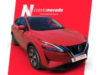 Usado Nissan Qashqai N-Connecta 140 CV (102 kW) 2022 Rojo SUV