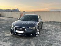 Usado Audi A3 Ambition 140 CV (102 kW) 2005 Gris / plata Utilitario