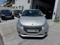 Usado Peugeot 208 Active 82 CV (60 kW) 2014 Gris / plata Utilitario