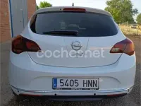 Usado Opel Astra Sportive 130 CV (95 kW) 2013 Blanco Berlina