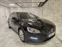 Usado Volvo V60 Momentum 150 CV (110 kW) 2016 Negro Familiar