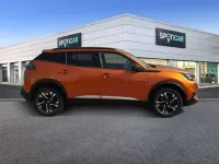 Usado Peugeot 2008 Allure 101 CV (74 kW) 2022 Naranja SUV