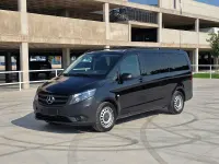 Usado Mercedes Vito 190 CV (139 kW) 2019 Negro Van