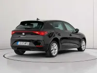 Usado Seat Leon Style 110 CV (80 kW) 2024 Negro Utilitario