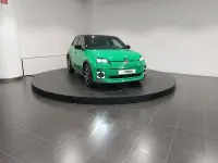 Usado Renault 5 E-Tech Techno 110 kW (150 CV) 2025 Verde Berlina