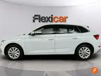 Usado Skoda Scala Selection 115 CV (84 kW) 2024 Blanco Utilitario