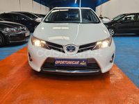 Usado Toyota Auris Hybrid Advance 136 CV (100 kW) 2014 Blanco Berlina