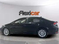 Usado Toyota Corolla 125 CV (91 kW) 2023 Negro Berlina