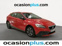 Usado Volvo V40 CC Momentum 120 CV (88 kW) 2018 Rojo Familiar