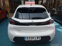 Usado Peugeot 208 Active 102 CV (75 kW) 2022 Blanco Utilitario