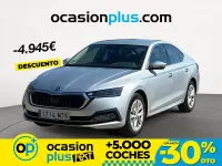 Usado Skoda Octavia Selection 110 CV (80 kW) 2024 Gris / plata Berlina